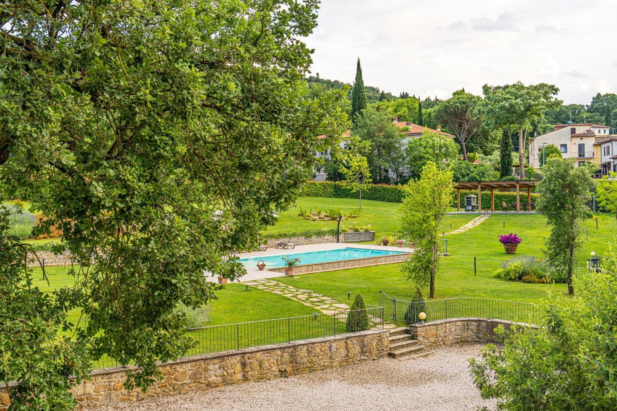 Villa D'Epoca Carniani Arezzo Eksteriør billede